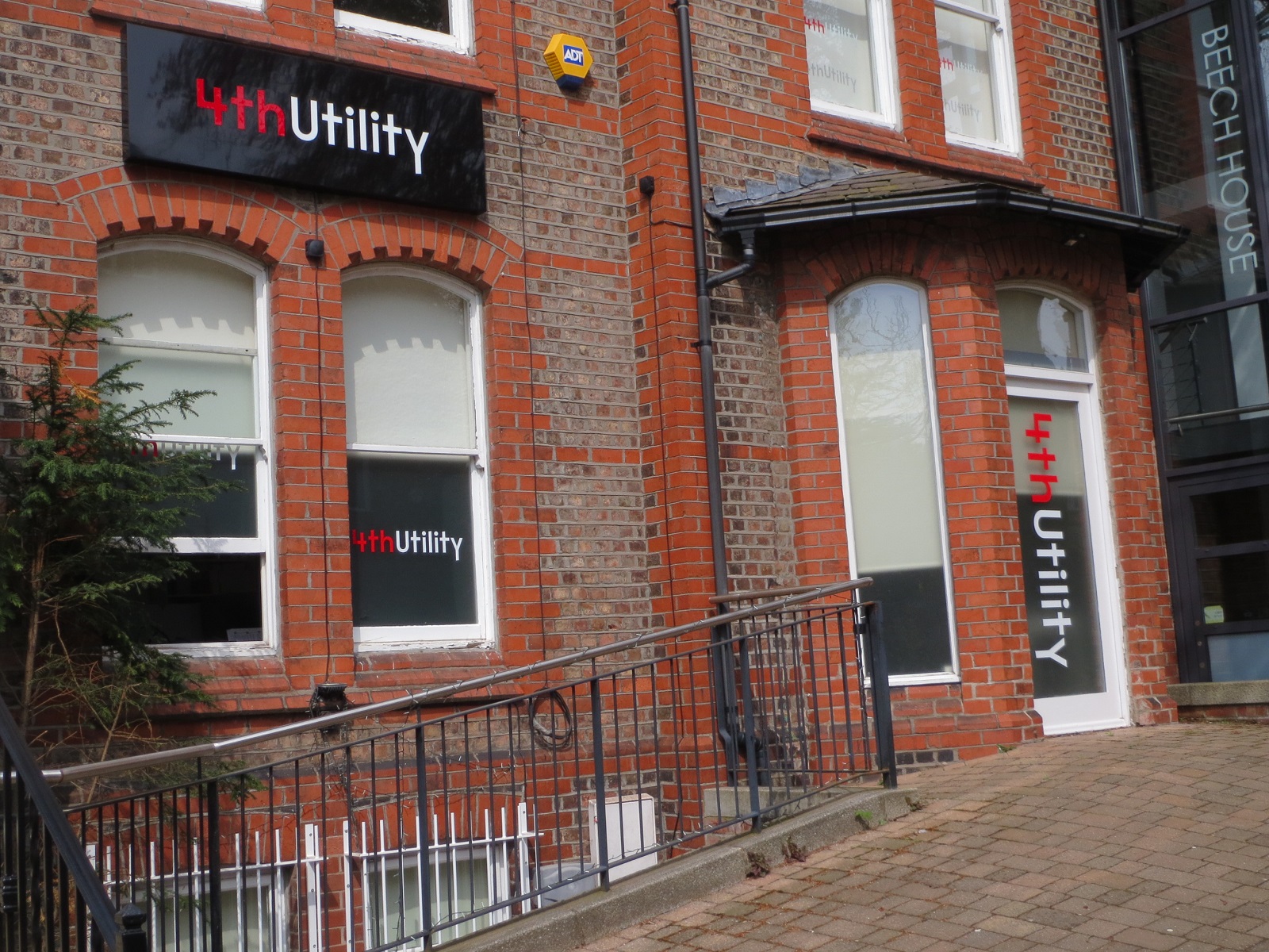 The 4th Utility Hale